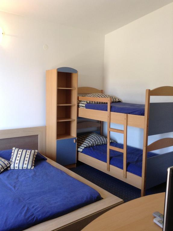 Pansion Laguna Metajna Habitación foto